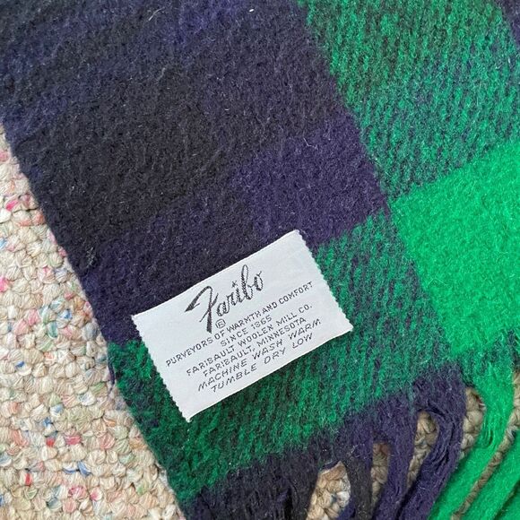 Green and Black Plaid Throw Blanket - Picture 3 of 5